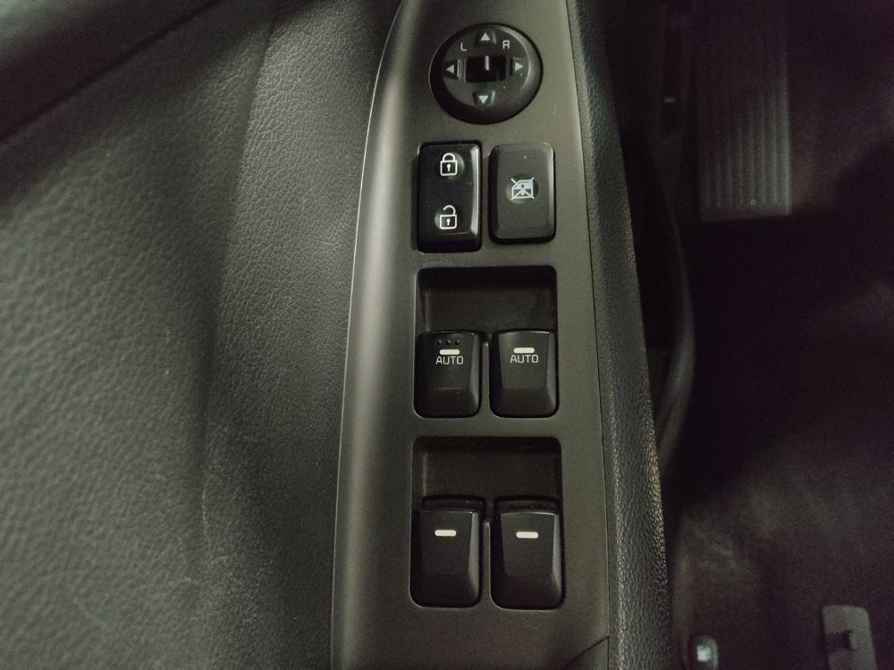 Used 2017 Kia Forte LX image 27