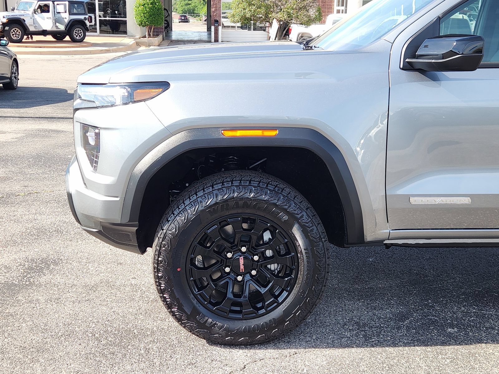 New 2026 GMC Canyon Elevation w/ Convenience Package RWD image 9