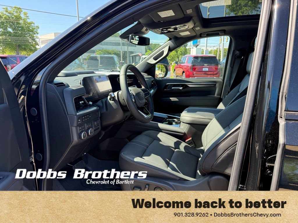 New 2026 Chevrolet Suburban RST w/ Comfort Package AWD/4WD image 7