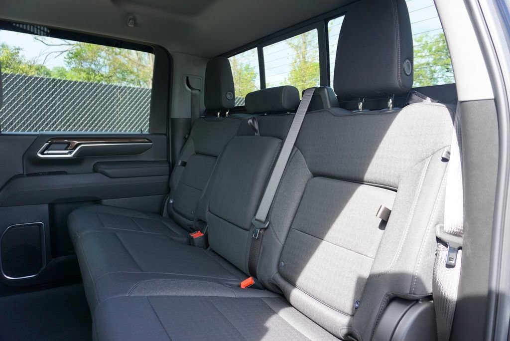 Used 2025 Chevrolet Silverado 2500 LT w/ All Star Edition image 37