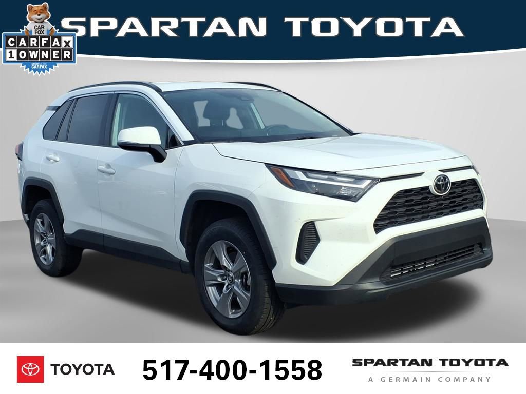 Used 2025 Toyota RAV4 XLE image 5