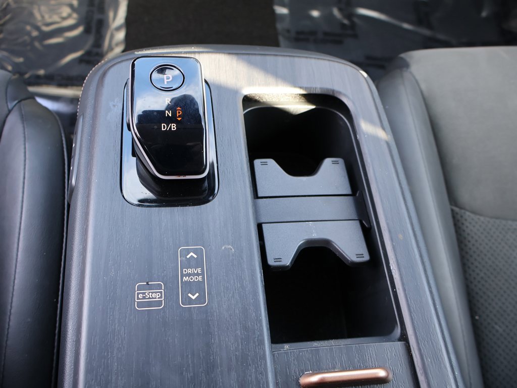 Used 2023 Nissan Ariya AWD image 54