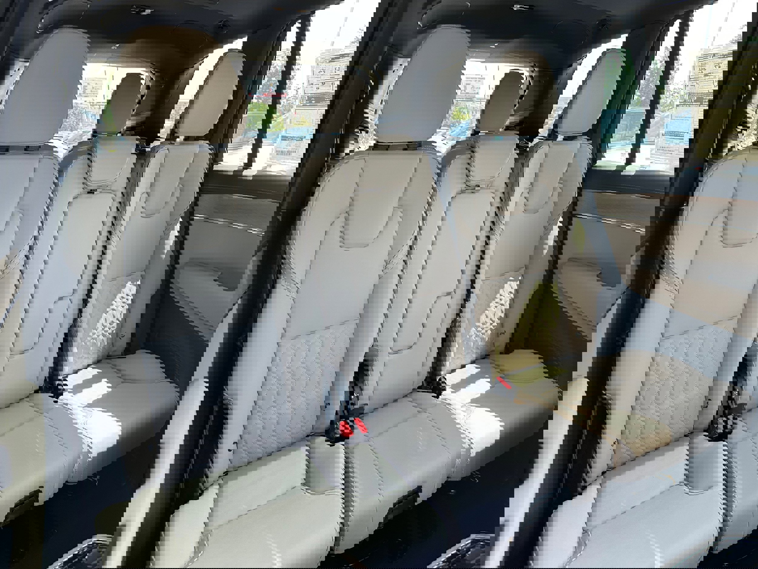 New 2026 Volvo XC90 T8 Plus image 10