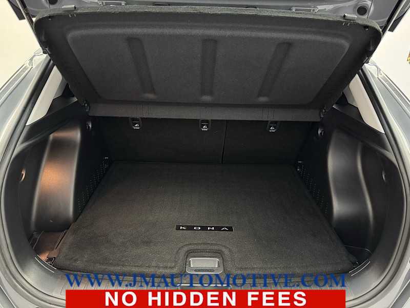 Used 2025 Hyundai Kona SEL AWD/4WD image 16