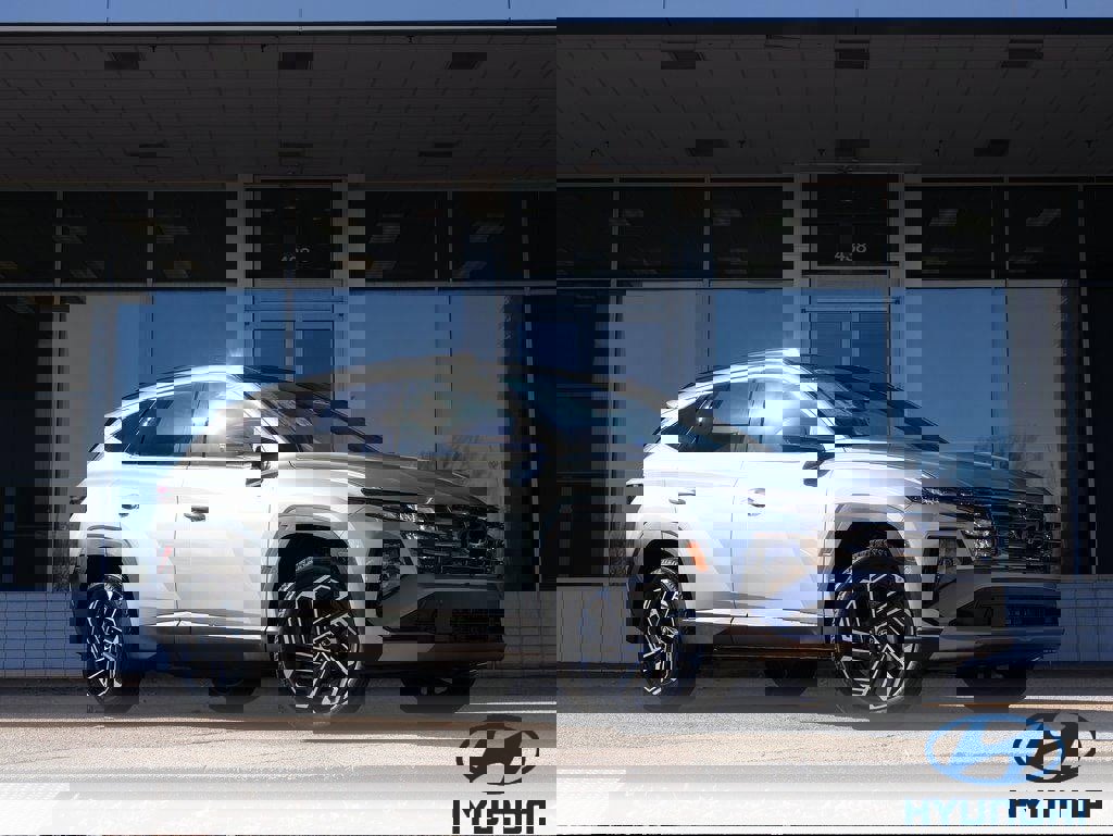 New 2026 Hyundai Tucson Limited AWD/4WD image 1