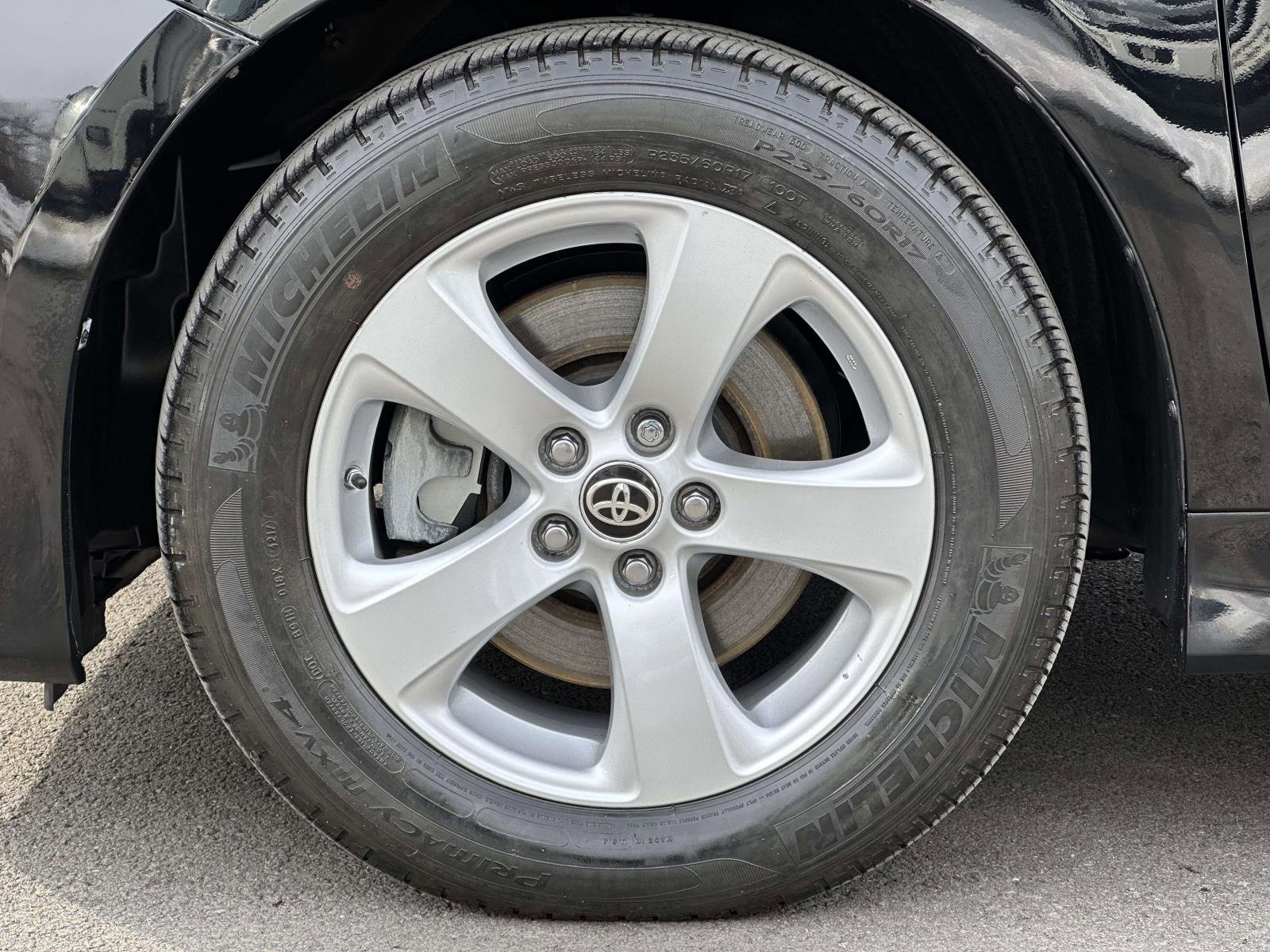 Used 2020 Toyota Sienna L image 7