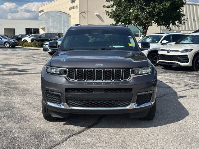 Used 2022 Jeep Grand Cherokee L Limited AWD/4WD image 2
