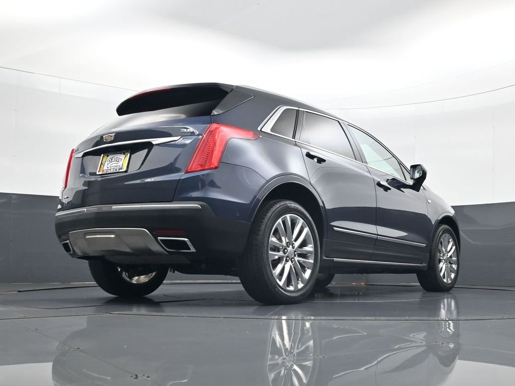Used 2018 Cadillac XT5 Platinum w/ Driver Assist Package AWD/4WD image 25