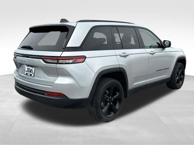 Used 2022 Jeep Grand Cherokee Altitude image 28