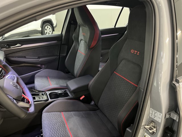 New 2026 Volkswagen GTI SE FWD image 13