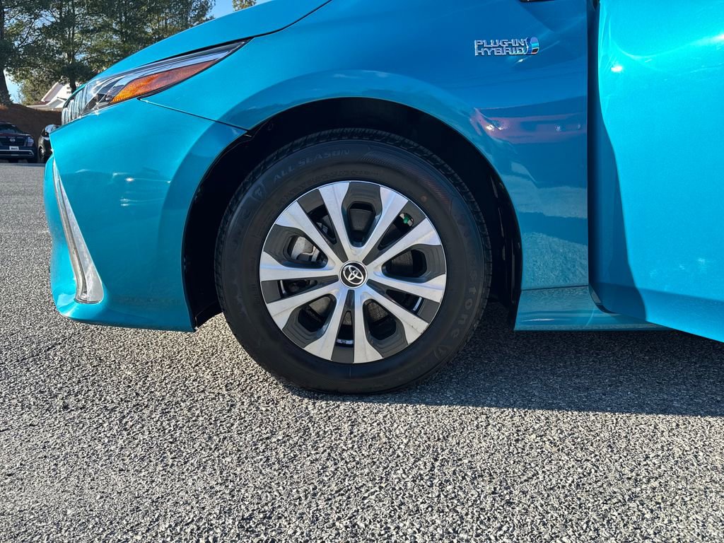 Used 2020 Toyota Prius Prime XLE image 26