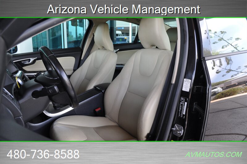Used 2017 Volvo S60 T5 Dynamic FWD image 16