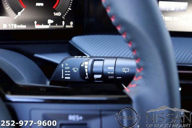 New 2025 Nissan Kicks SR image 19