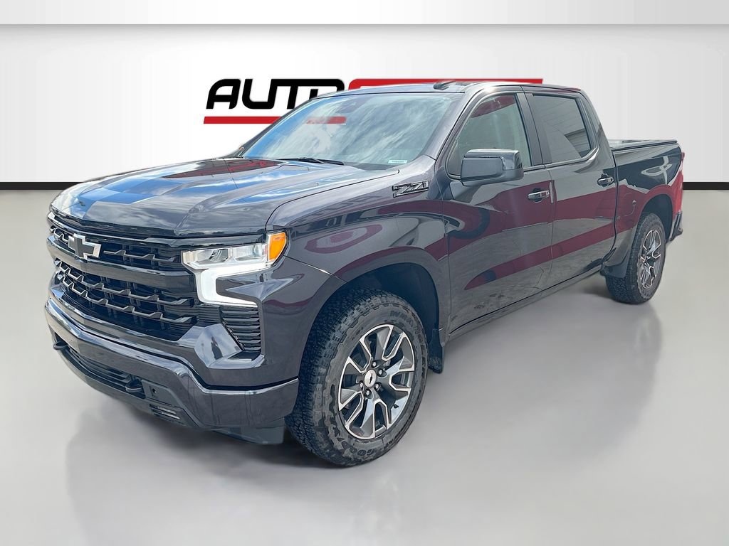 Used 2024 Chevrolet Silverado 1500 RST w/ Z71 Off-Road Package image 3
