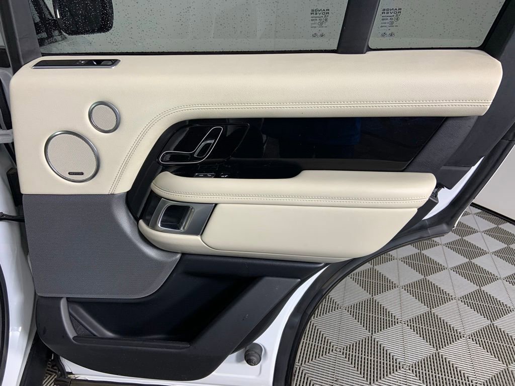 Used 2019 Land Rover Range Rover HSE AWD/4WD image 14