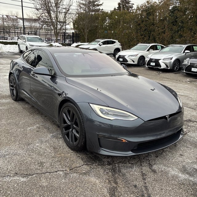 Used 2021 Tesla Model S Plaid image 17