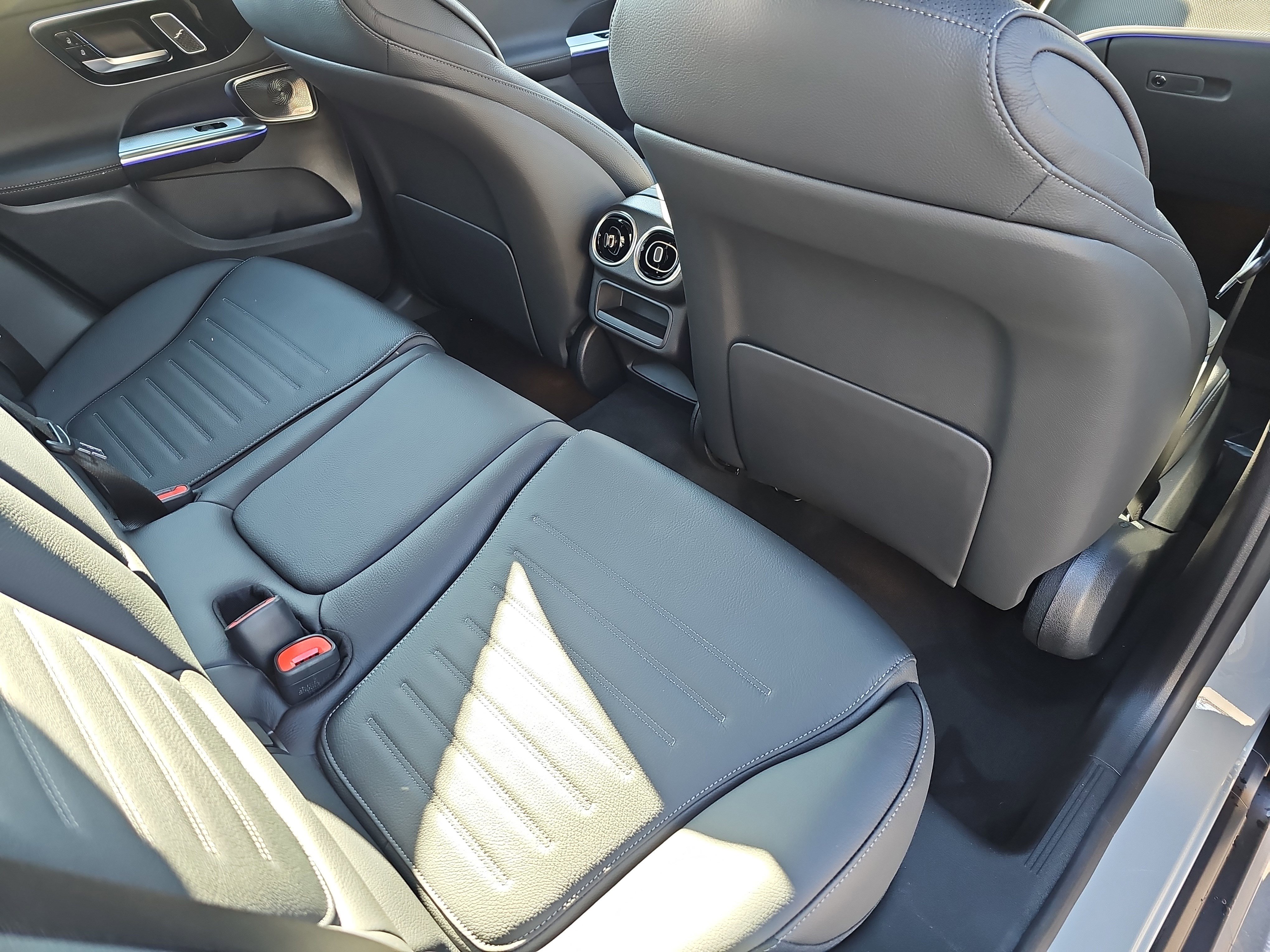 New 2026 Mercedes-Benz GLC 43 AMG 4MATIC Coupe image 11