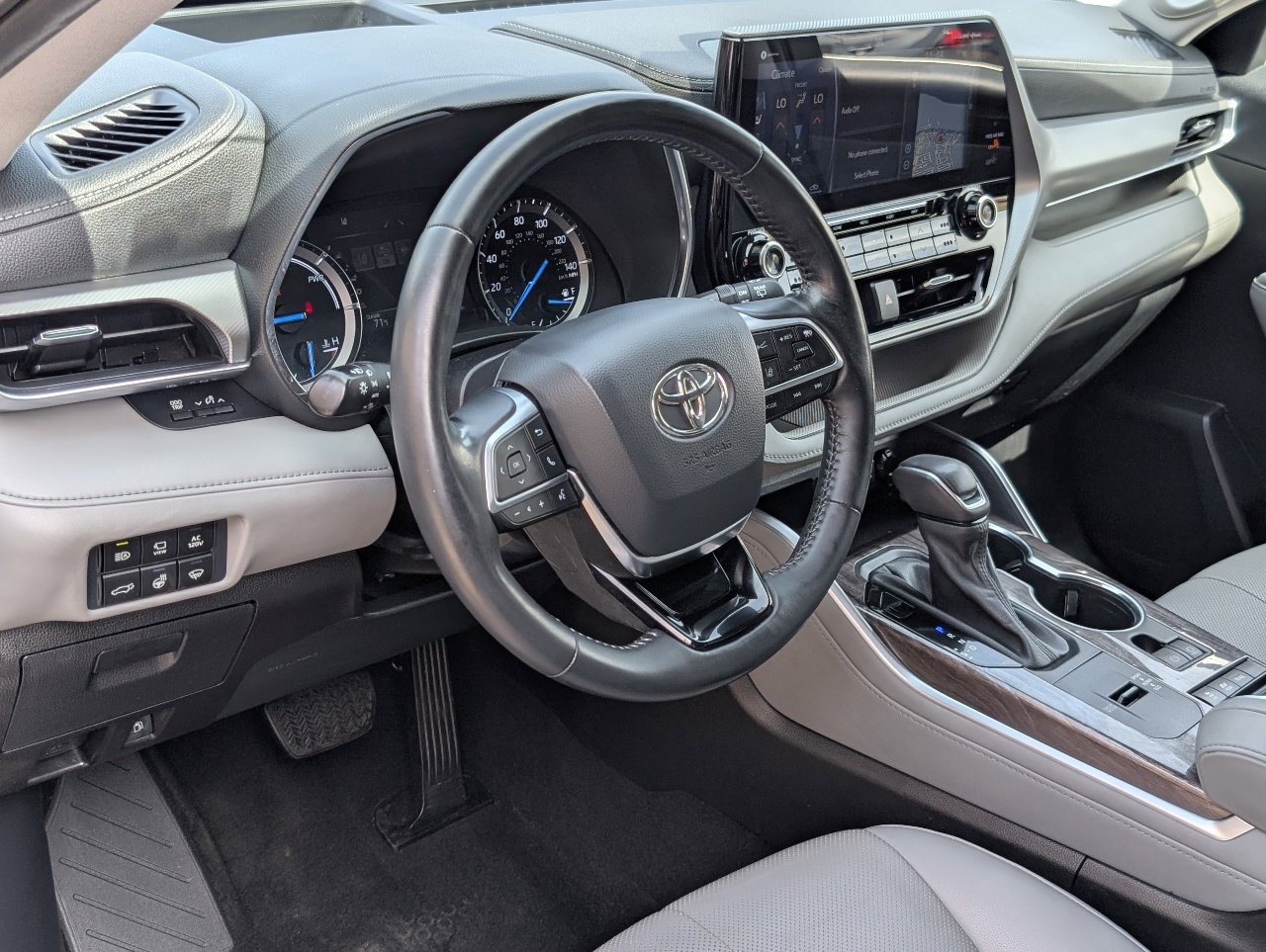 Used 2021 Toyota Highlander Platinum AWD/4WD image 15