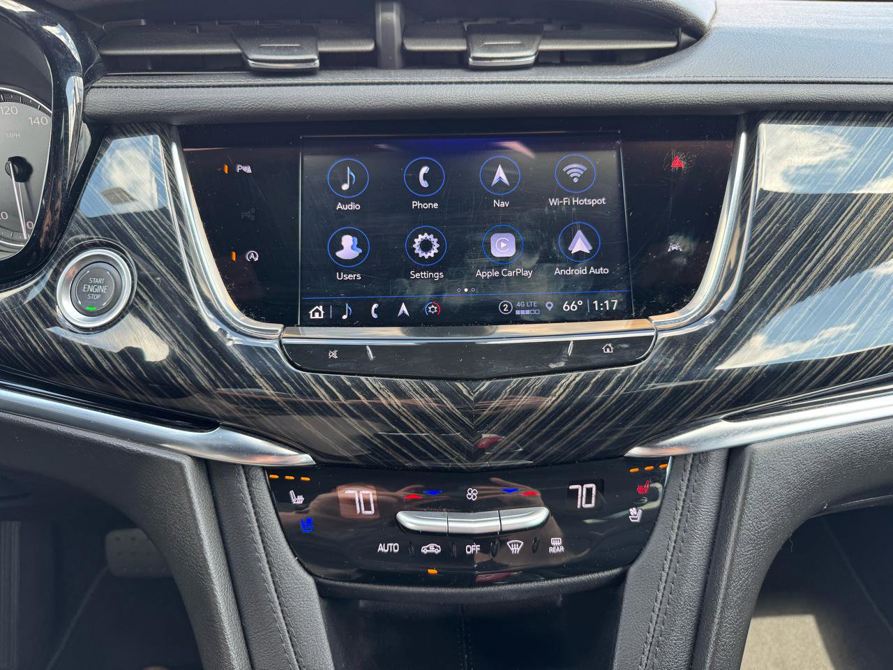 Used 2025 Cadillac XT6 Premium Luxury image 28