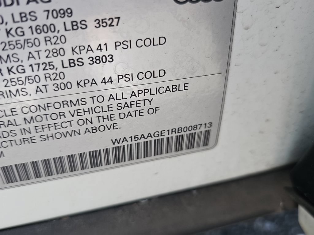 Used 2024 Audi Q8 e-tron Premium Plus w/ Premium Plus Package AWD/4WD image 19