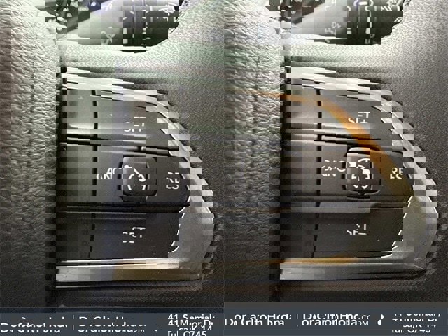 Used 2024 Jeep Compass Latitude image 24