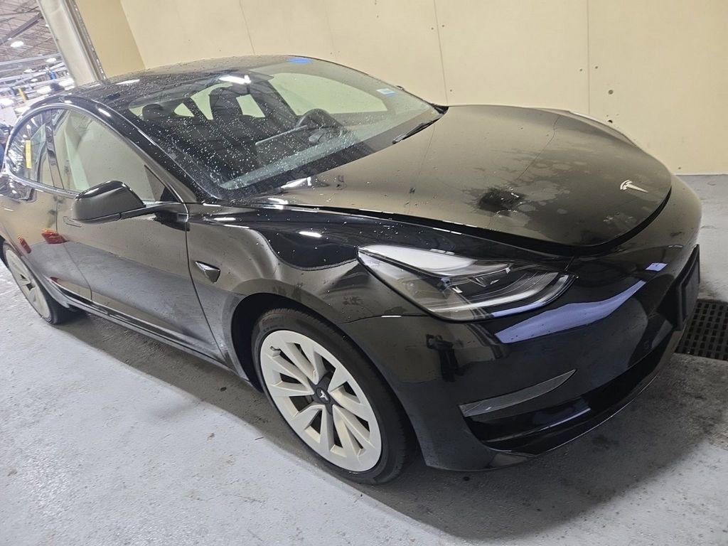 Used 2022 Tesla Model 3 image 3