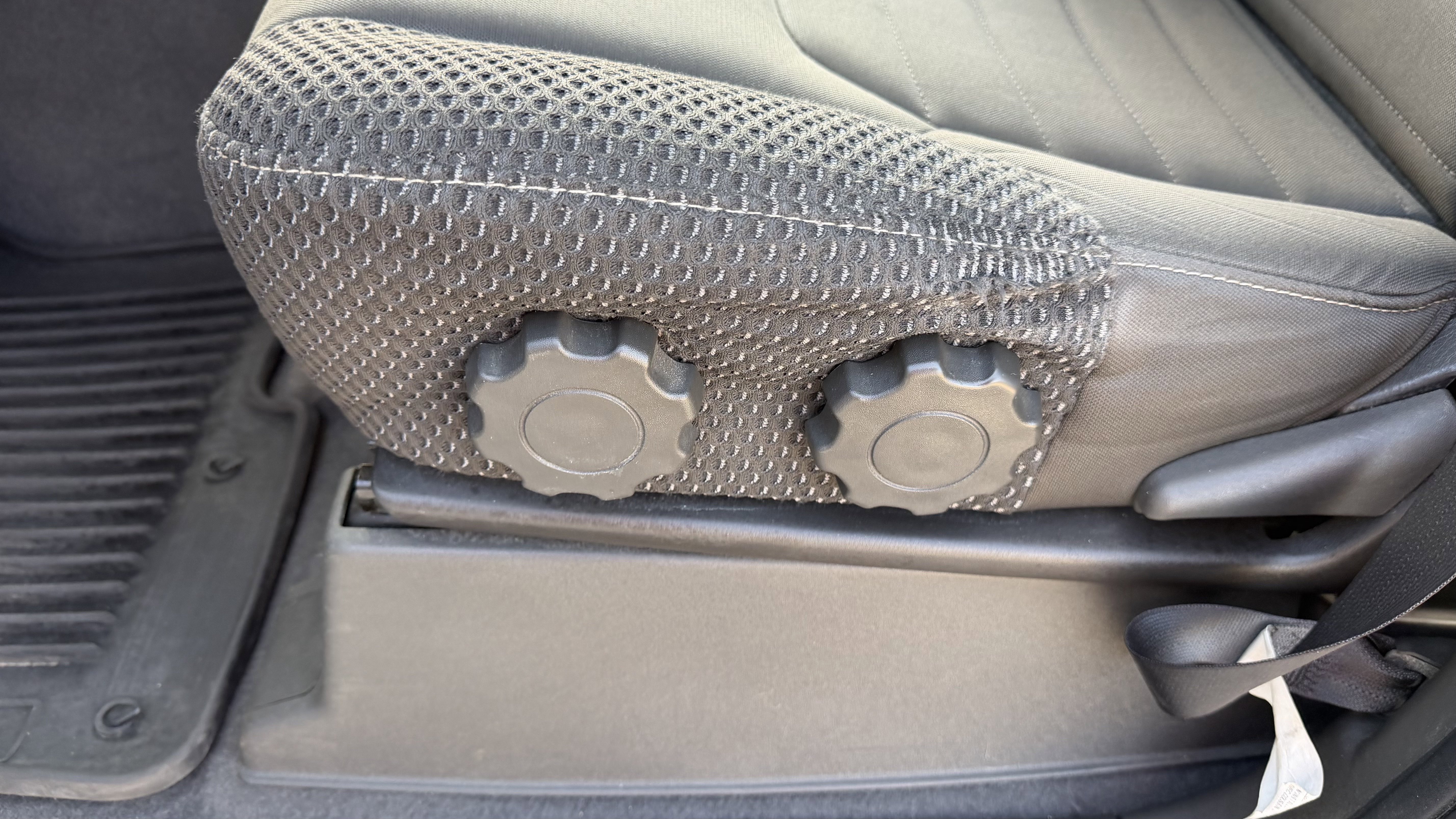 Used 2019 Nissan Frontier PRO-4X image 19