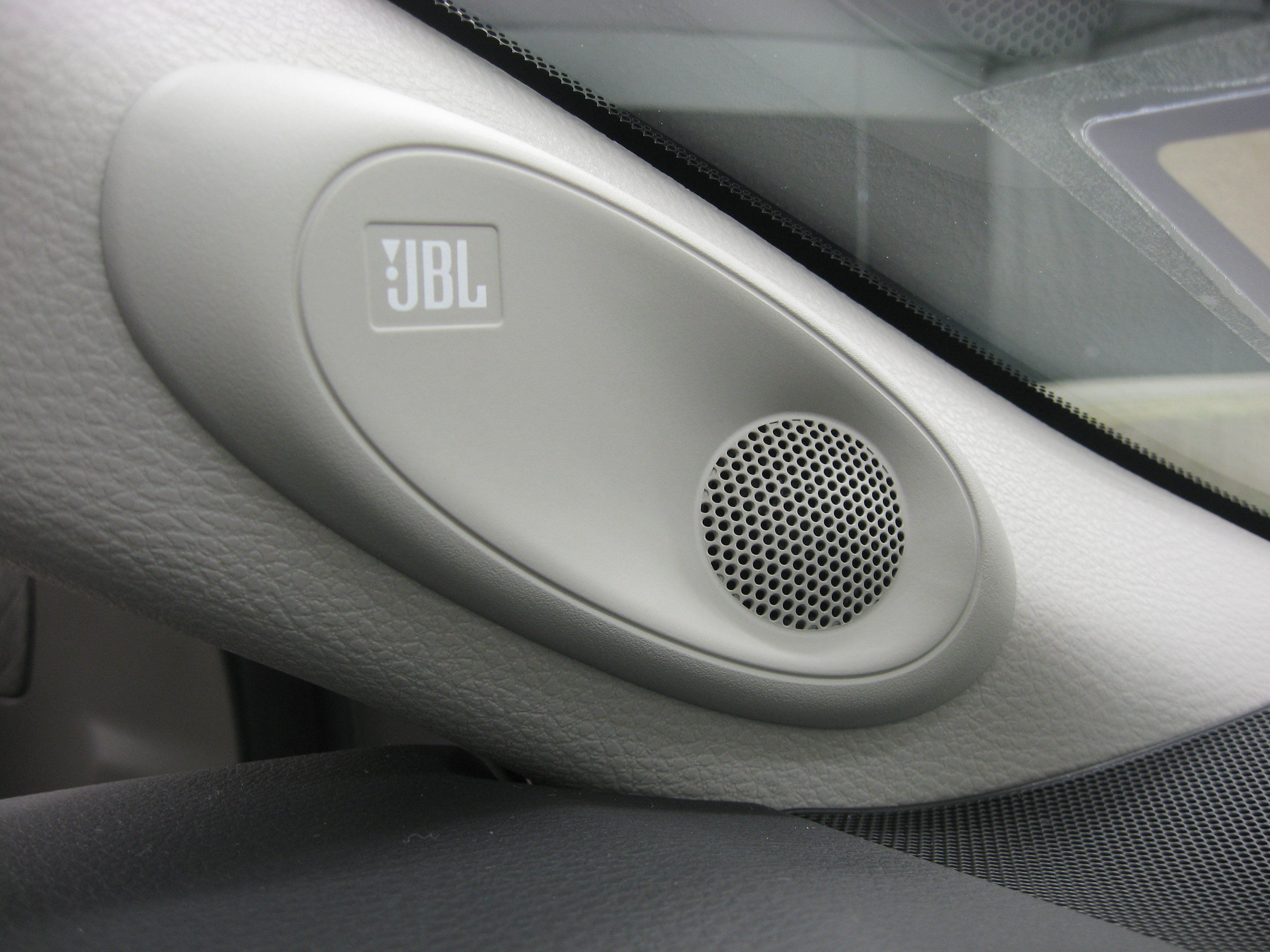 Used 2025 Toyota Camry XLE image 19