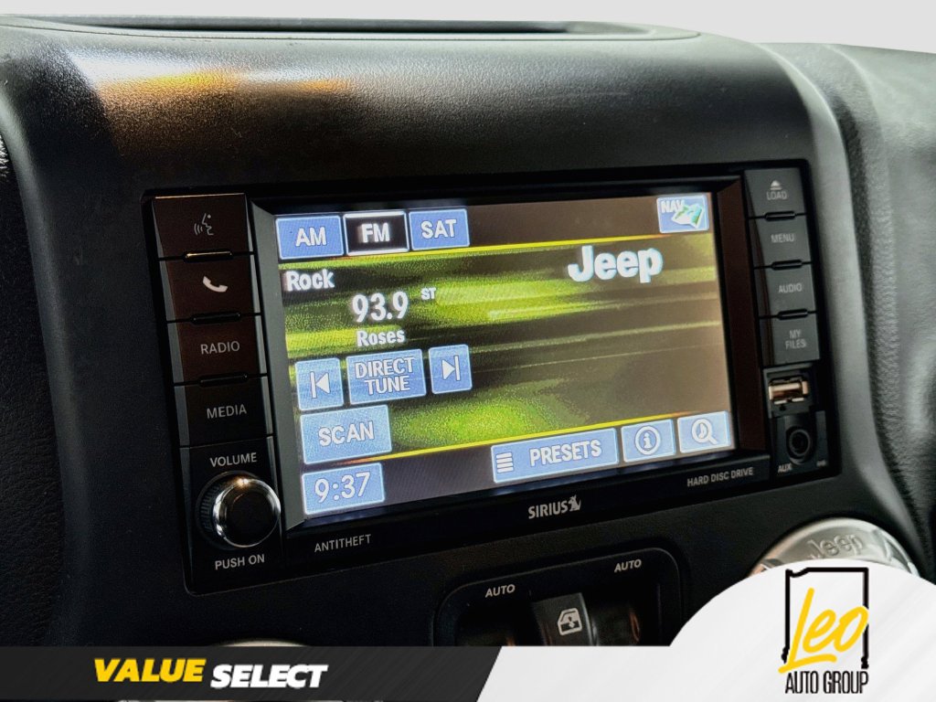 Used 2015 Jeep Wrangler Unlimited Rubicon AWD/4WD image 15