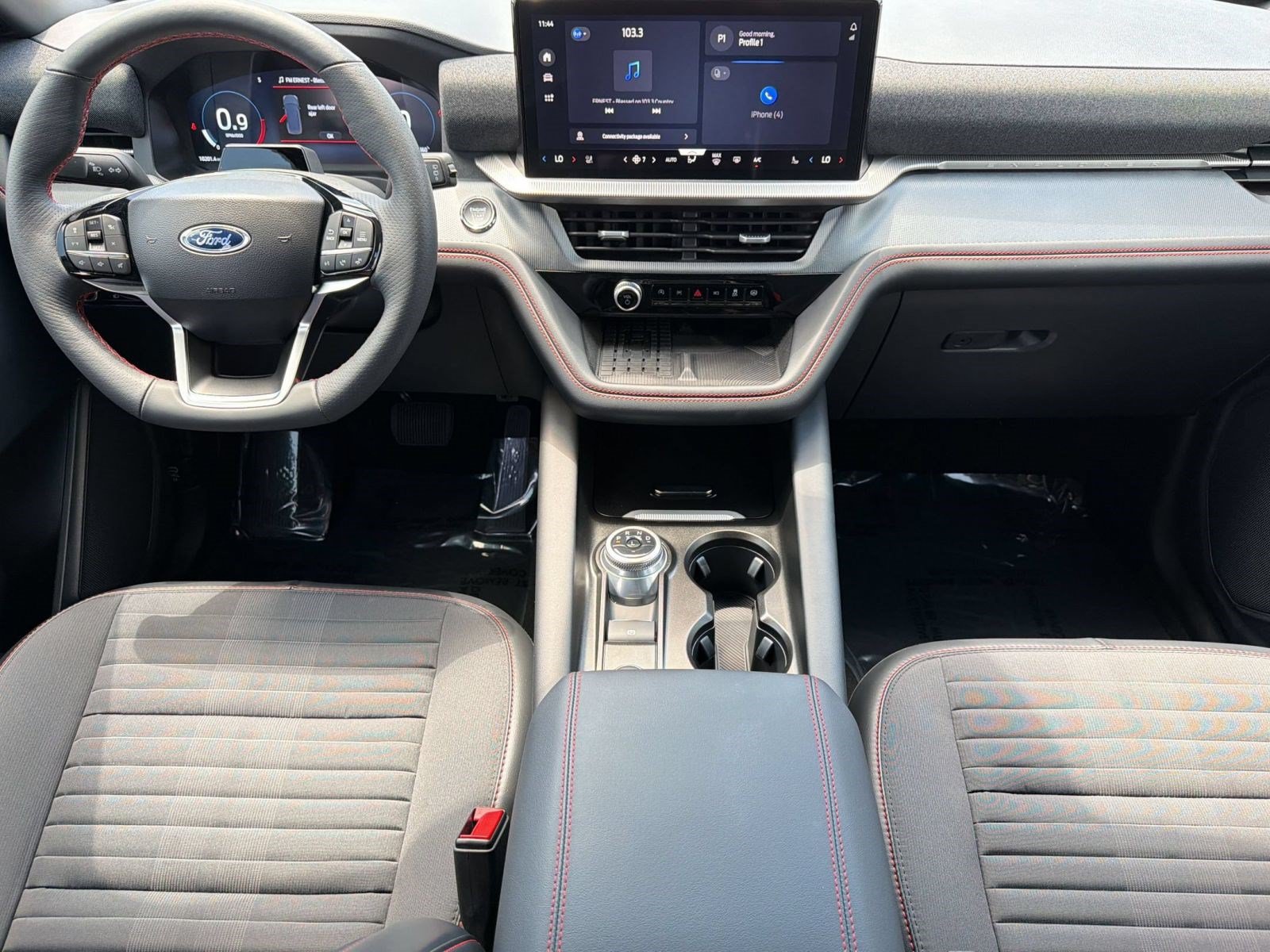 Used 2025 Ford Explorer ST-Line w/ Premium Package RWD image 15