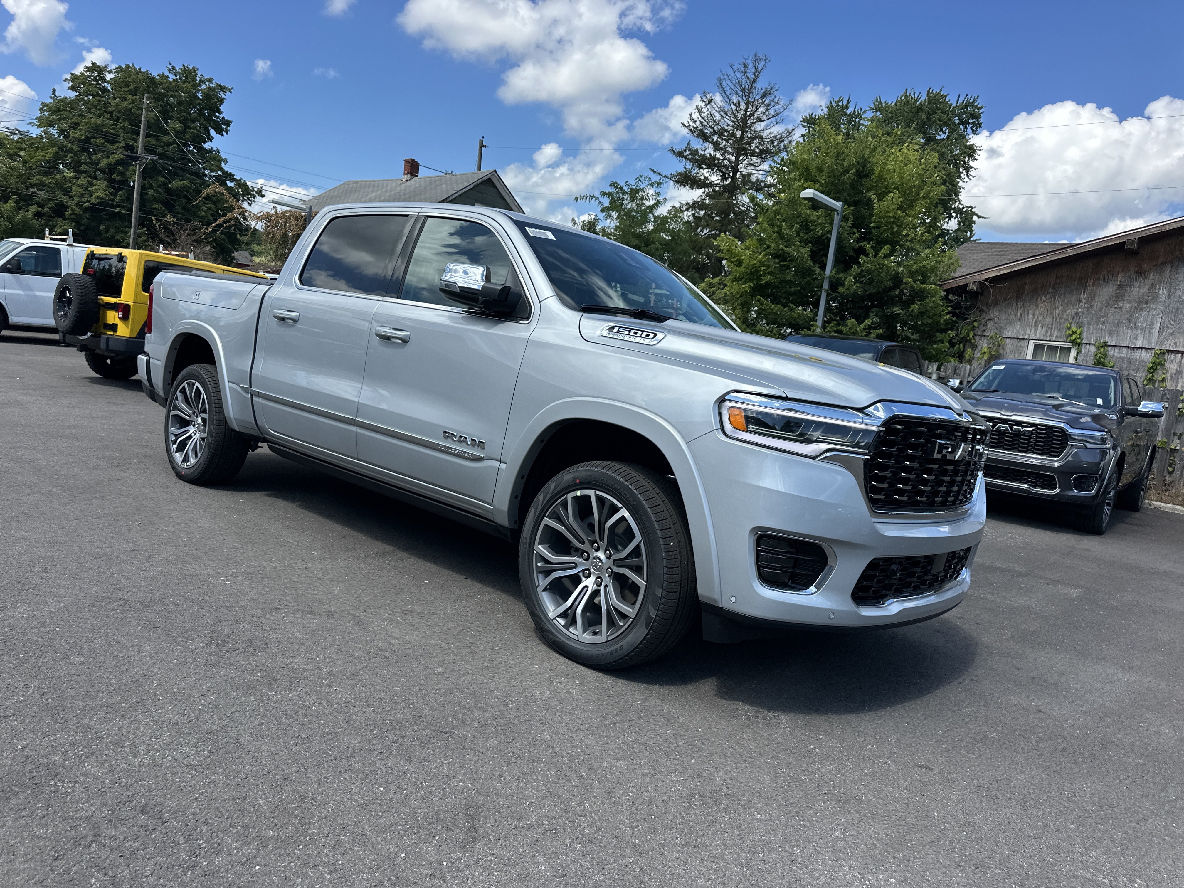 New 2027 RAM 1500 Tungsten w/ Bed Utility Group AWD/4WD image 22