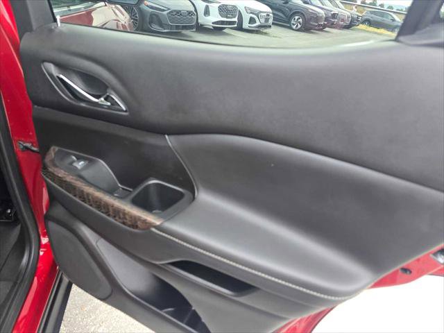 Used 2023 GMC Acadia Denali image 13