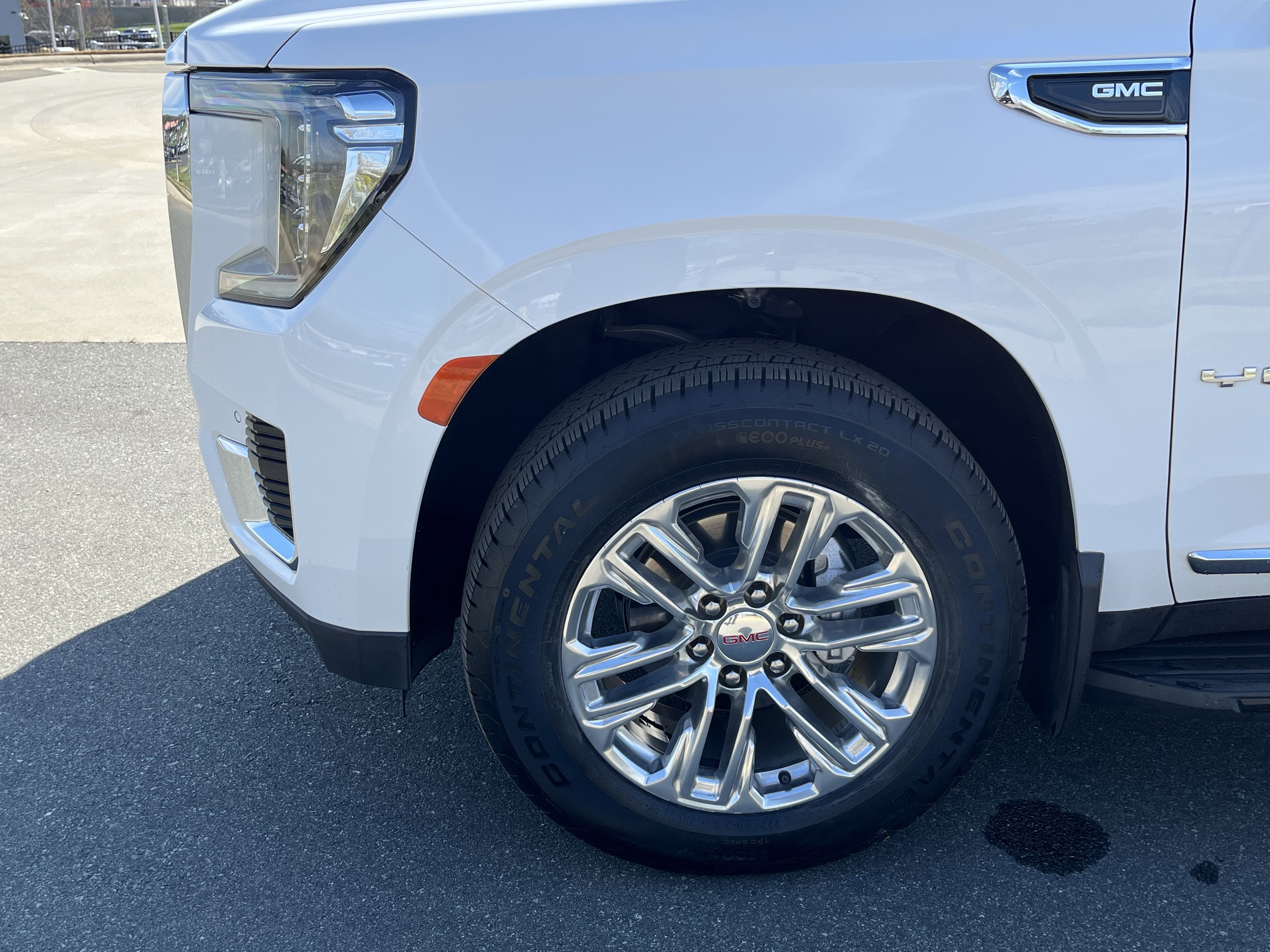 Used 2021 GMC Yukon SLT w/ SLT Luxury Plus Package image 12