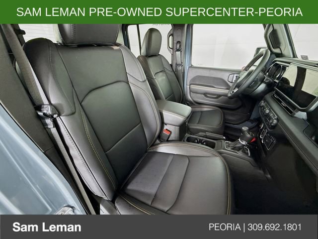 Used 2025 Jeep Gladiator High Tide image 26