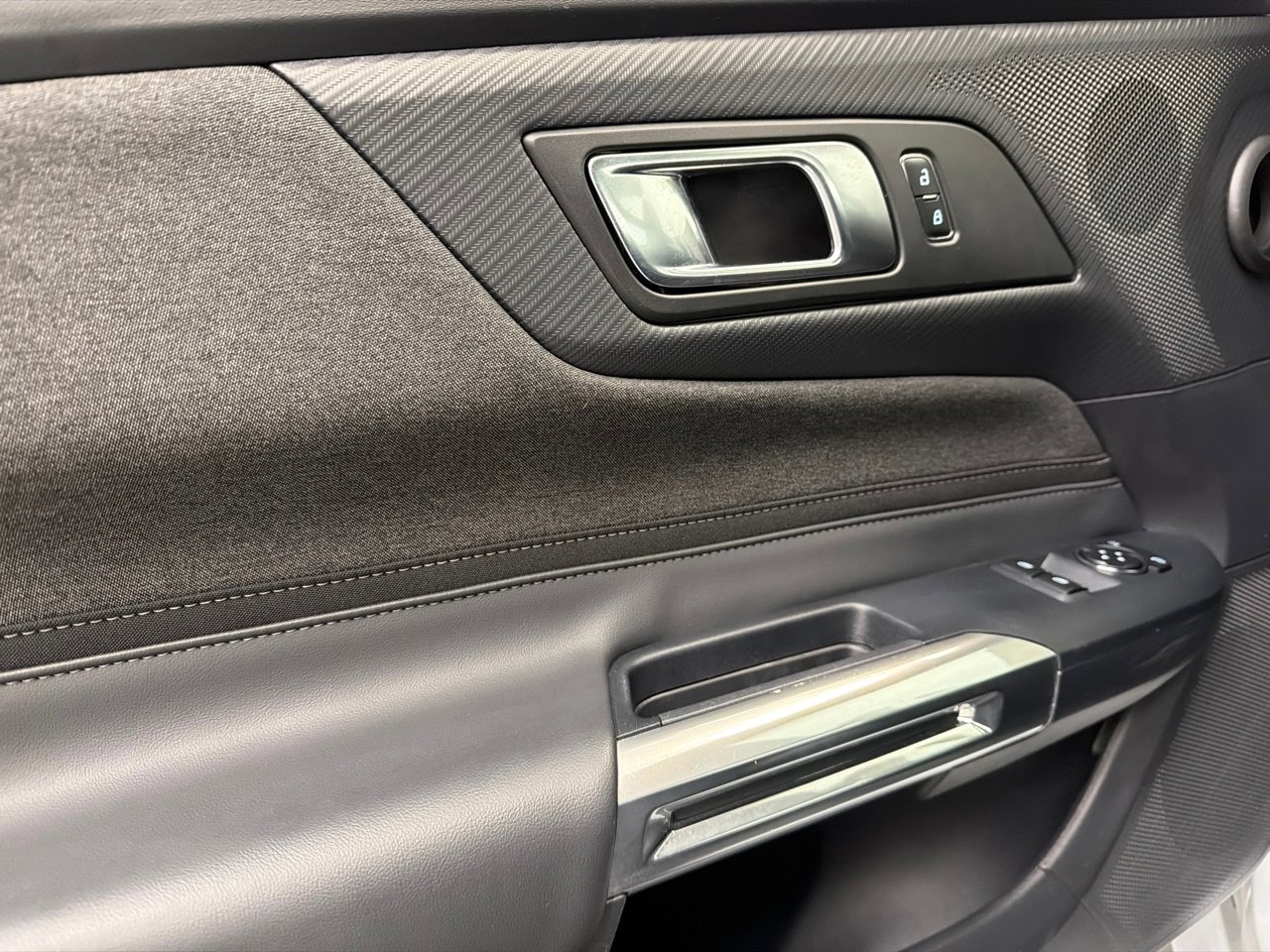 Used 2024 Ford Mustang Coupe image 29