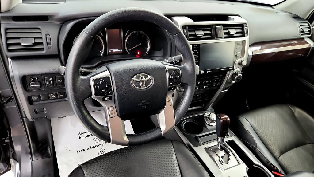 Certified 2022 Toyota 4Runner Limited AWD/4WD image 10