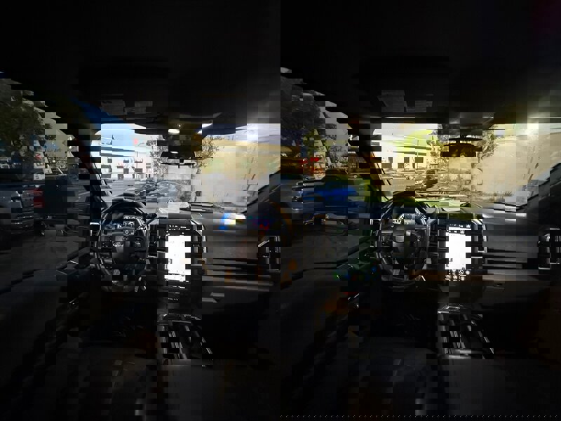 Used 2015 Ford F150 XLT image 33