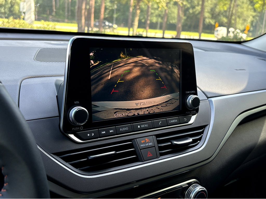 Used 2024 Nissan Altima 2.5 SR image 9