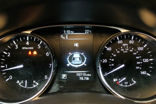 Used 2016 Nissan Rogue SL AWD/4WD image 25