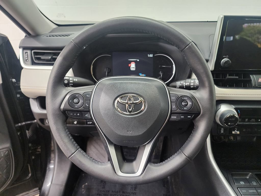 Used 2024 Toyota RAV4 XLE w/ Convenience Package AWD/4WD image 14