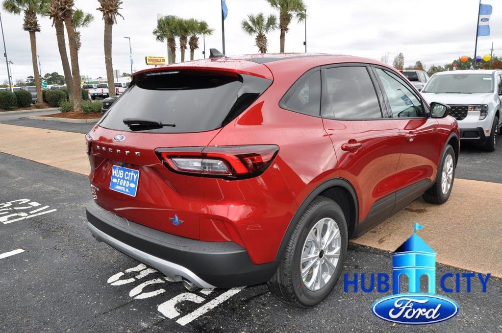 New 2026 Ford Escape Active image 5