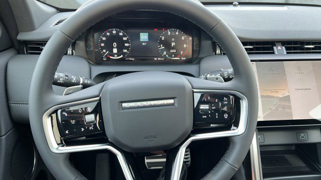 New 2026 Land Rover Discovery Sport Landmark image 33