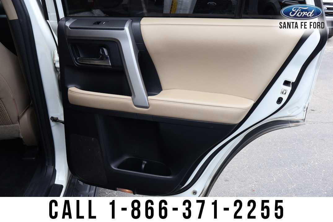 Used 2022 Toyota 4Runner SR5 Premium image 19