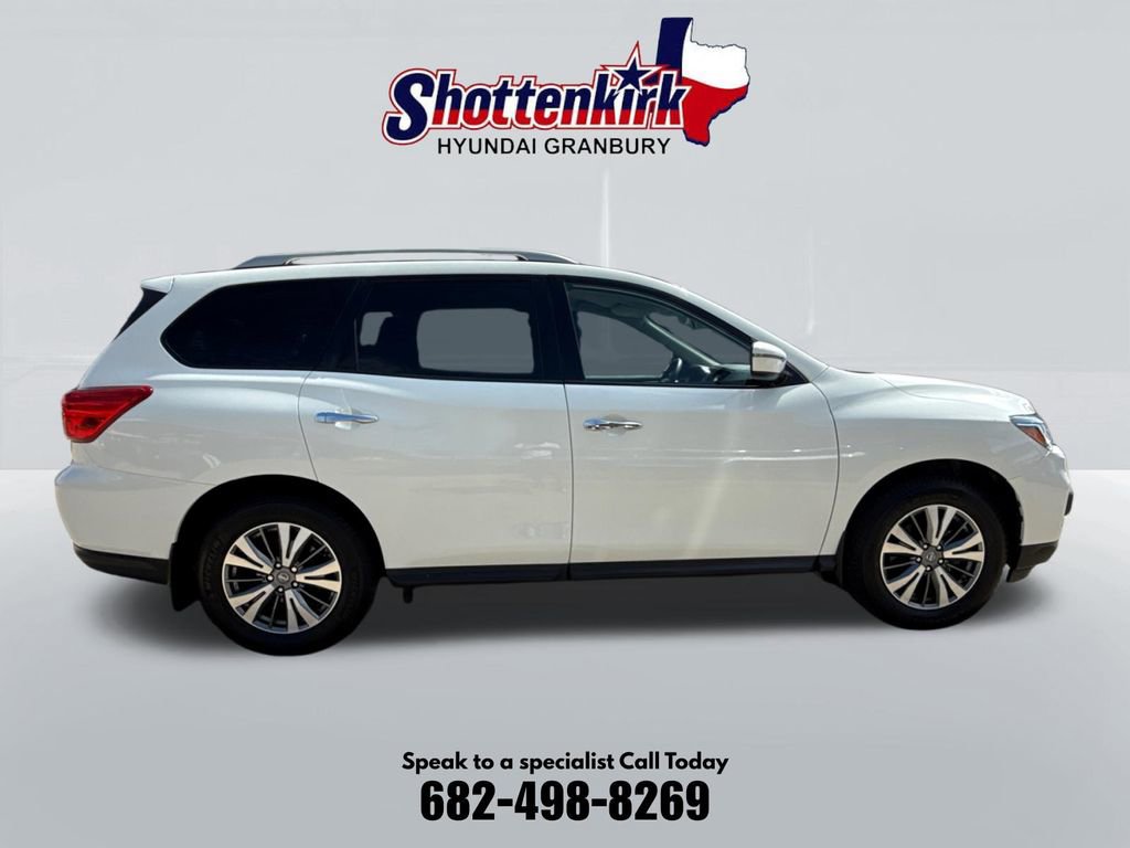 Used 2020 Nissan Pathfinder S FWD image 5