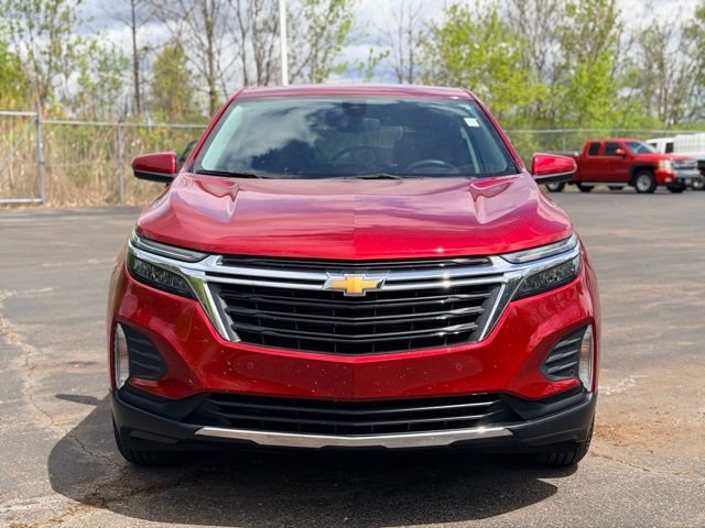 Used 2024 Chevrolet Equinox LT w/ LPO, Floor Liner Package FWD image 2