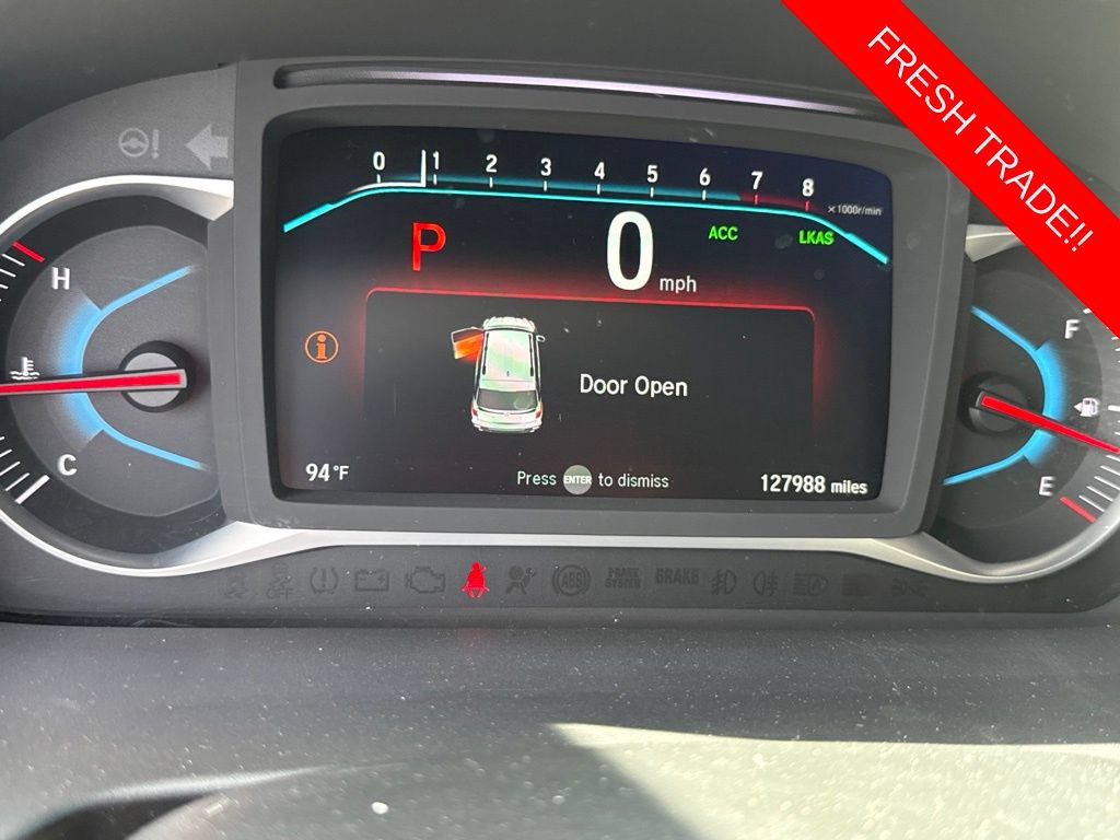 Used 2019 Honda Pilot Touring image 3
