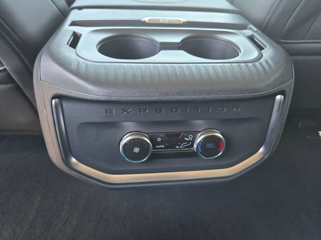 New 2026 Ford Expedition Active AWD/4WD image 12