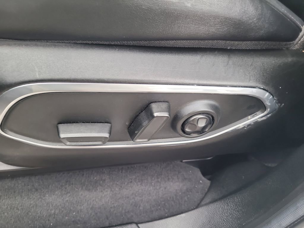 Used 2022 Jeep Wagoneer Series III w/ Flexible Seating Group RWD image 20