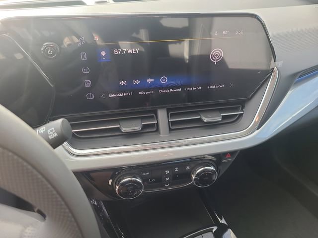 New 2026 Chevrolet Trax LT FWD image 30