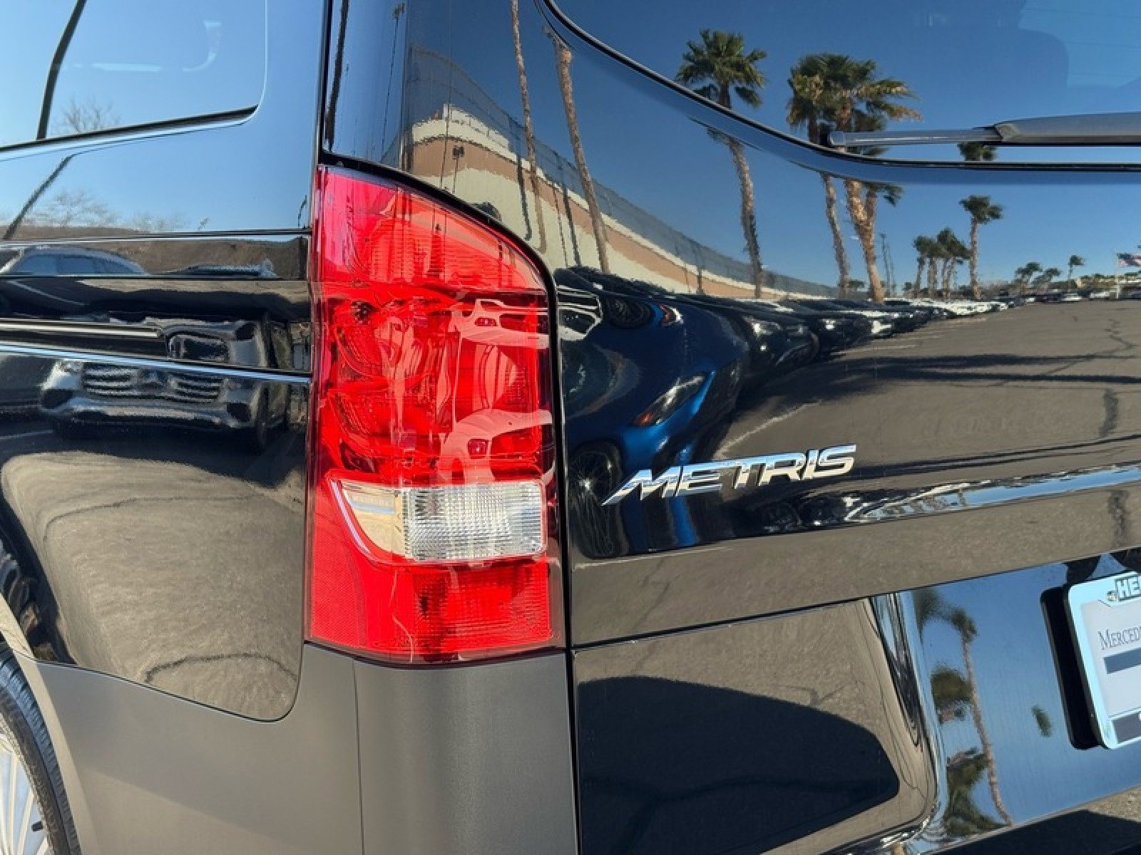 Used 2023 Mercedes-Benz Metris Passenger image 21